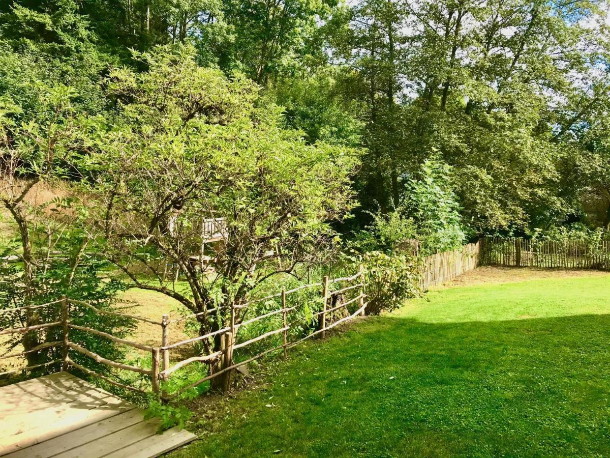 Gezellige Typisch Ardense woning met Jacuzzi en grote tuin in prachtige omgeving Villa Houffalize Buitenkant foto